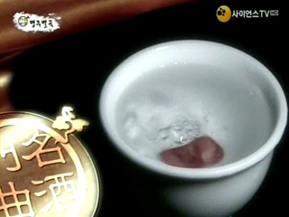 5대째 내려오는 배다리 술도가의 100년 전통 아사달 소주