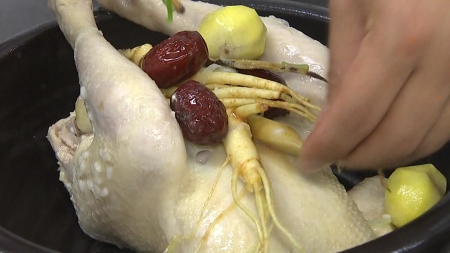 몸을 따뜻하게 해주는 보양식…현대인을 위한 섭취법은?