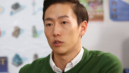 김치버스, 세계를 달리다. 류시형