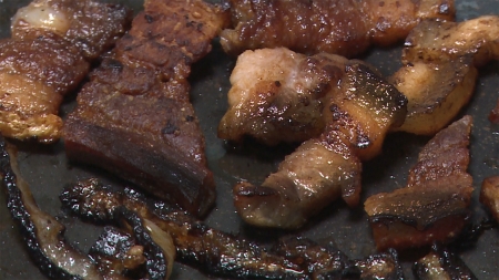 고기! 탄 부분만 자르고 먹으면 괜찮을까?